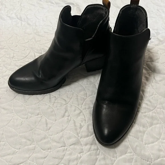 Black Dr. Scholl’s Ankle Boots Size 9 - Picture 2 of 4